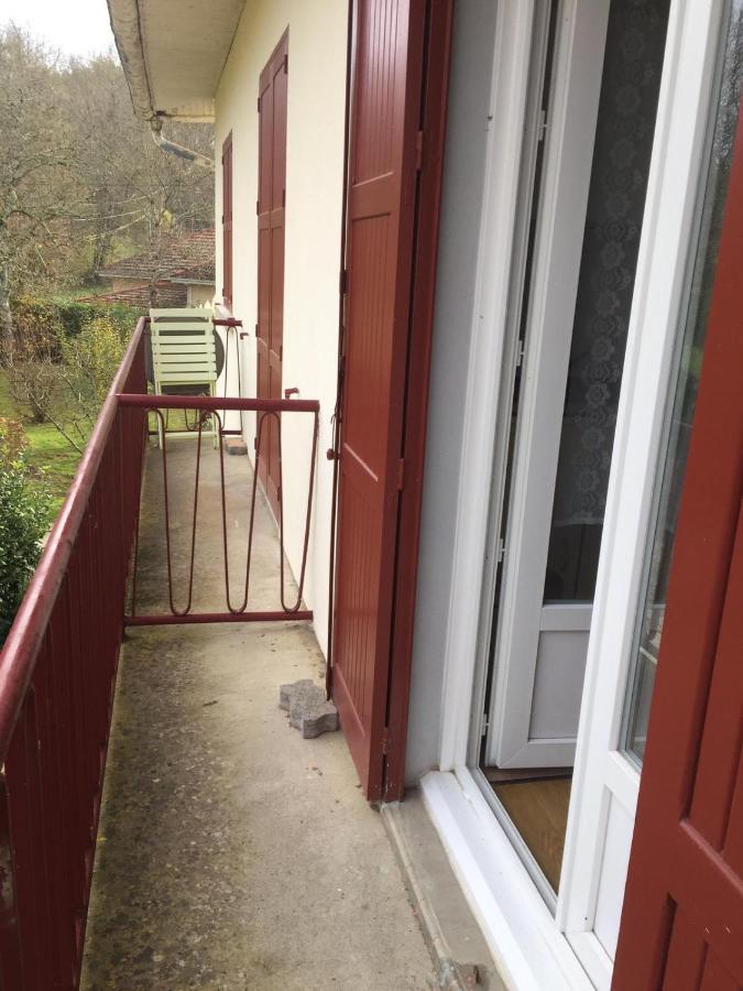 Studio Tout Confort A 300 M Des Thermes Cazaubon Zimmer foto